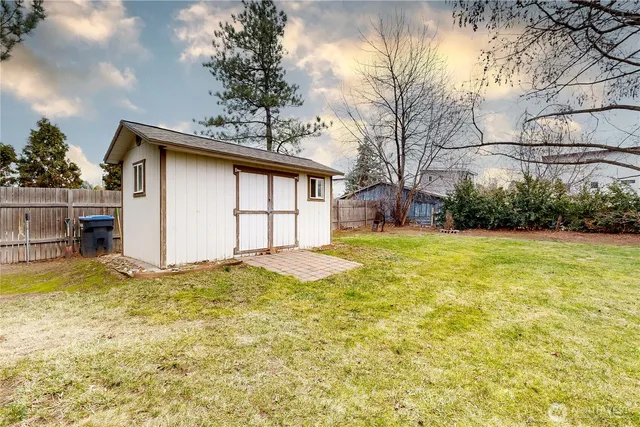 $699,999 | 958 Abbott Road, Walla Walla, WA 99362