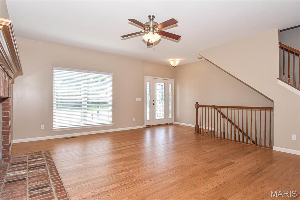 907 Palomino Path High Ridge, MO 63049 - Photo 3 of 57