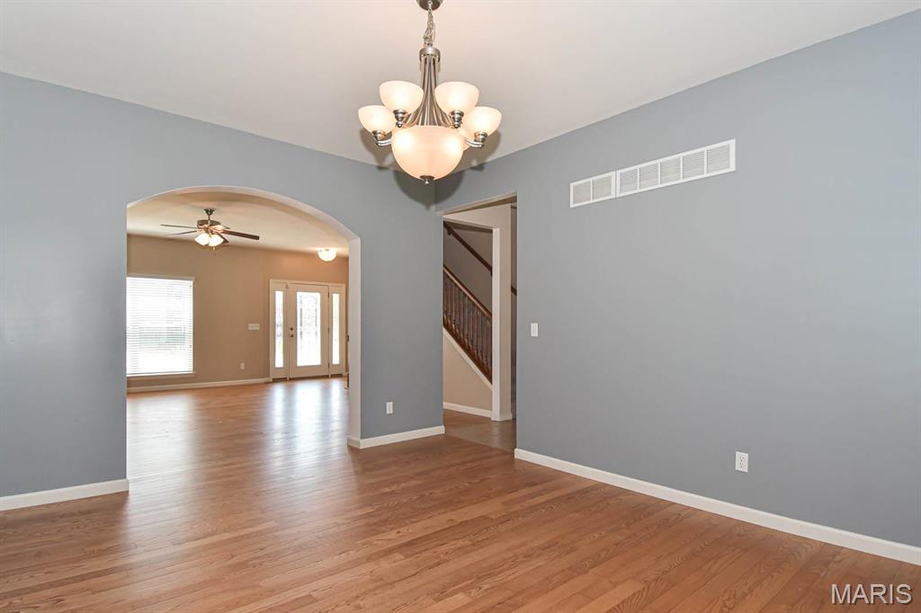 907 Palomino Path High Ridge, MO 63049 - Photo 9 of 57