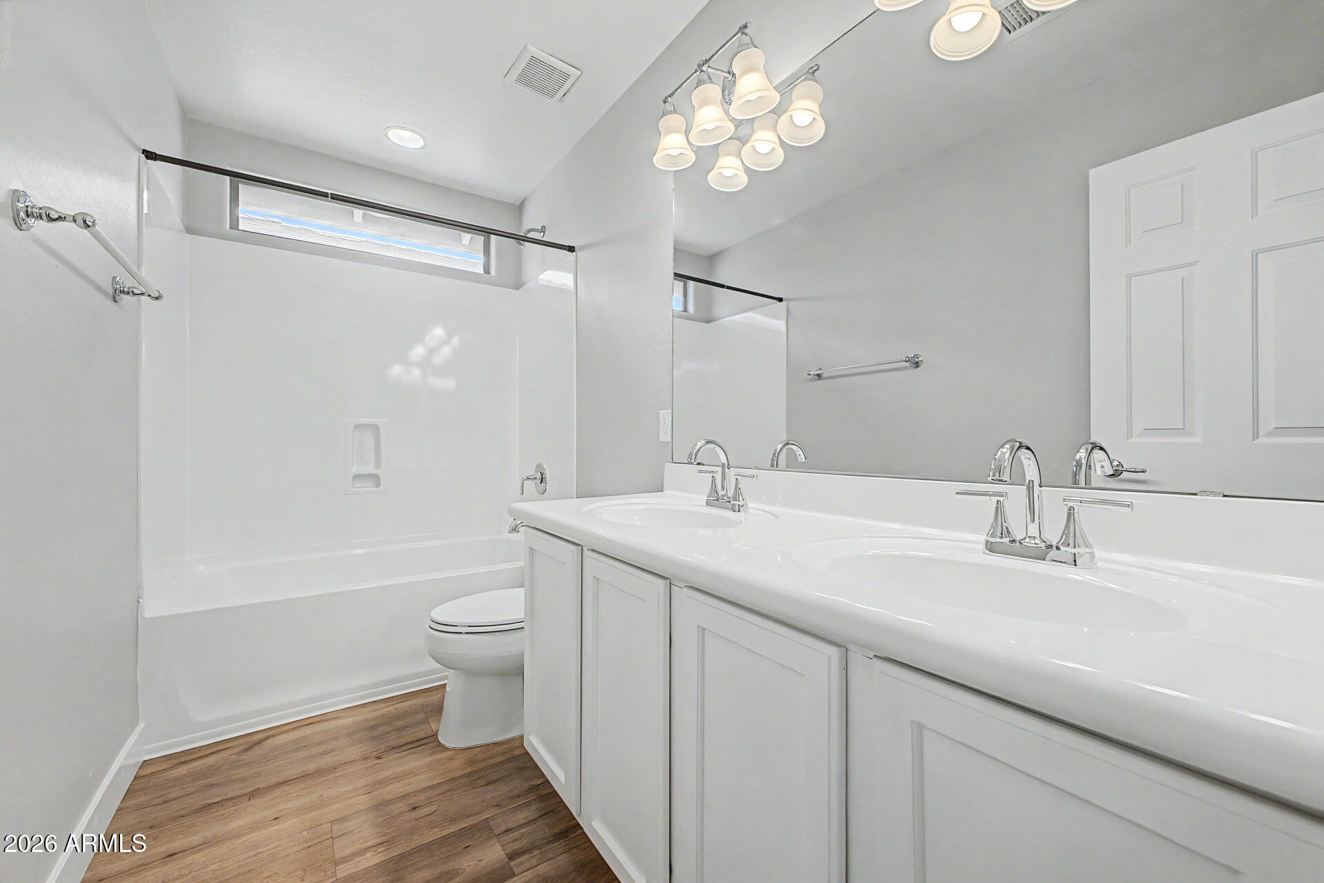2042 West Davis Road Phoenix, AZ 85023 - Photo 38 of 59 38 - Davis