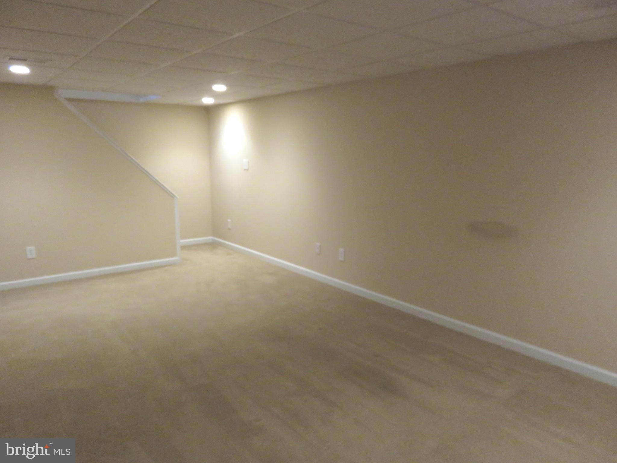 2441 Lakewood Road Baltimore, MD 21234 - Photo 15 of 21 FAMILY RM W/PLENTY OF SPACE FOR YOUR BIG SCREEN TV
