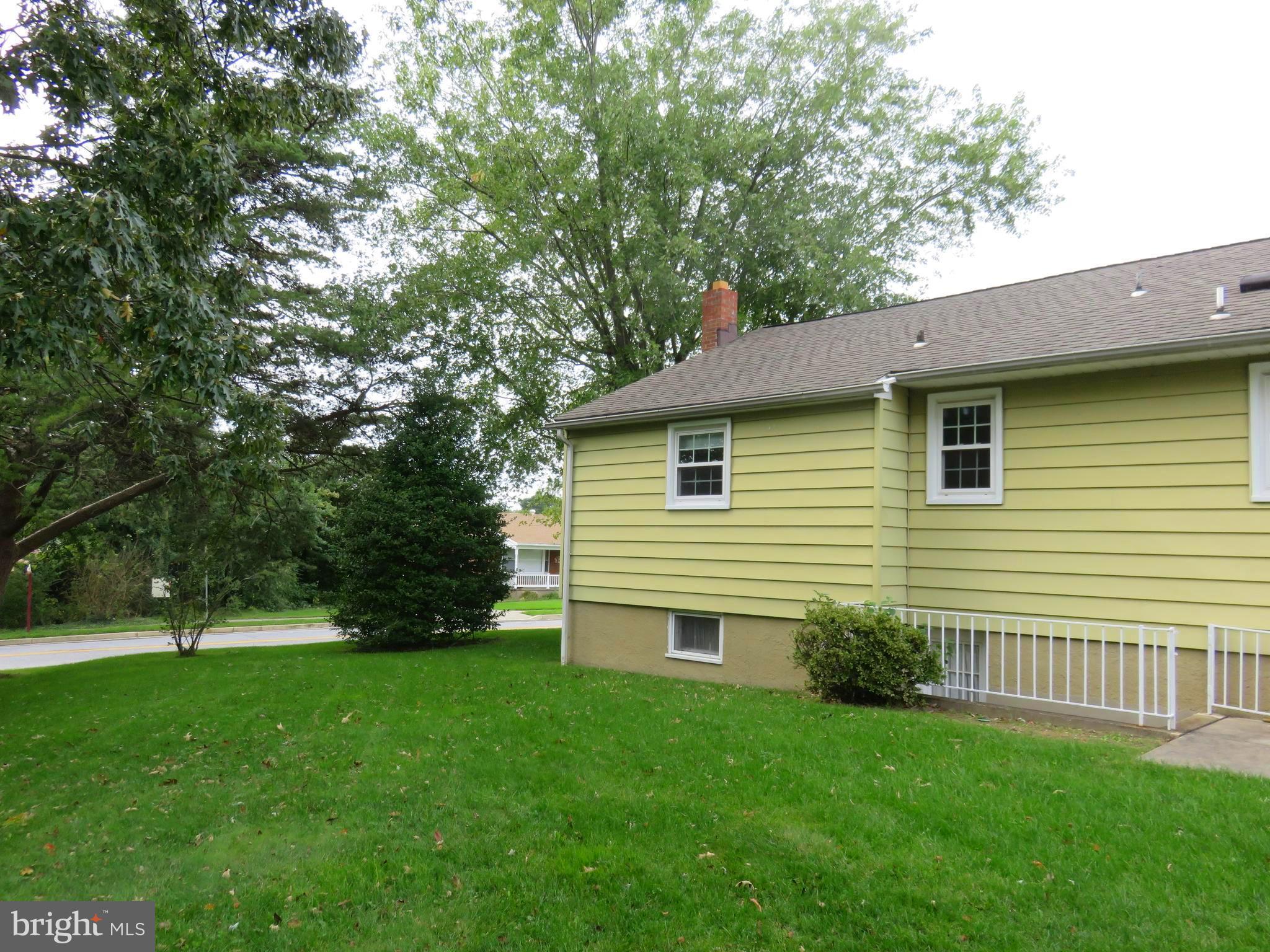 2441 Lakewood Road Baltimore, MD 21234 - Photo 20 of 21 CORNER LOCATION ALLOWS FOR EXTRA OUTDOOR LIVING