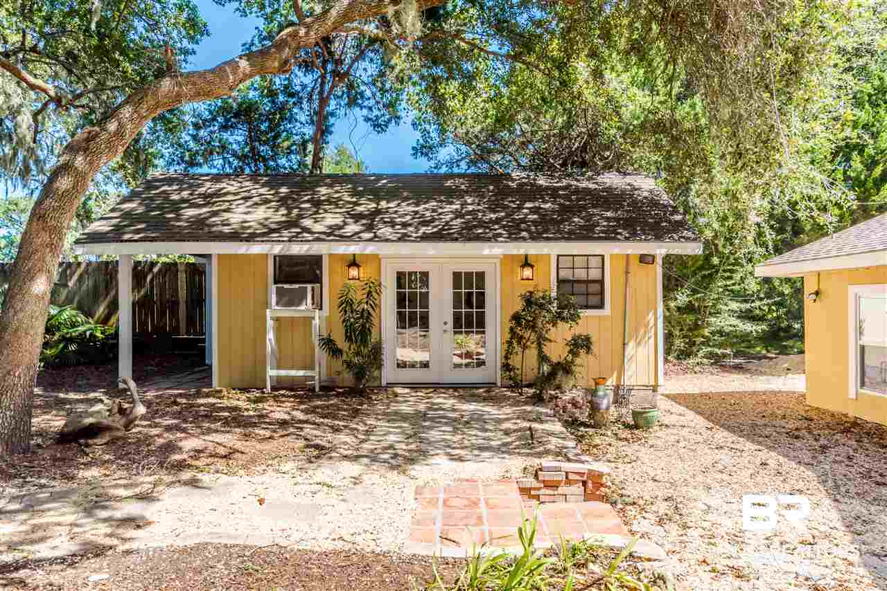 10419 2nd Street Gulf Shores, AL 36542 - Photo 5 of 41