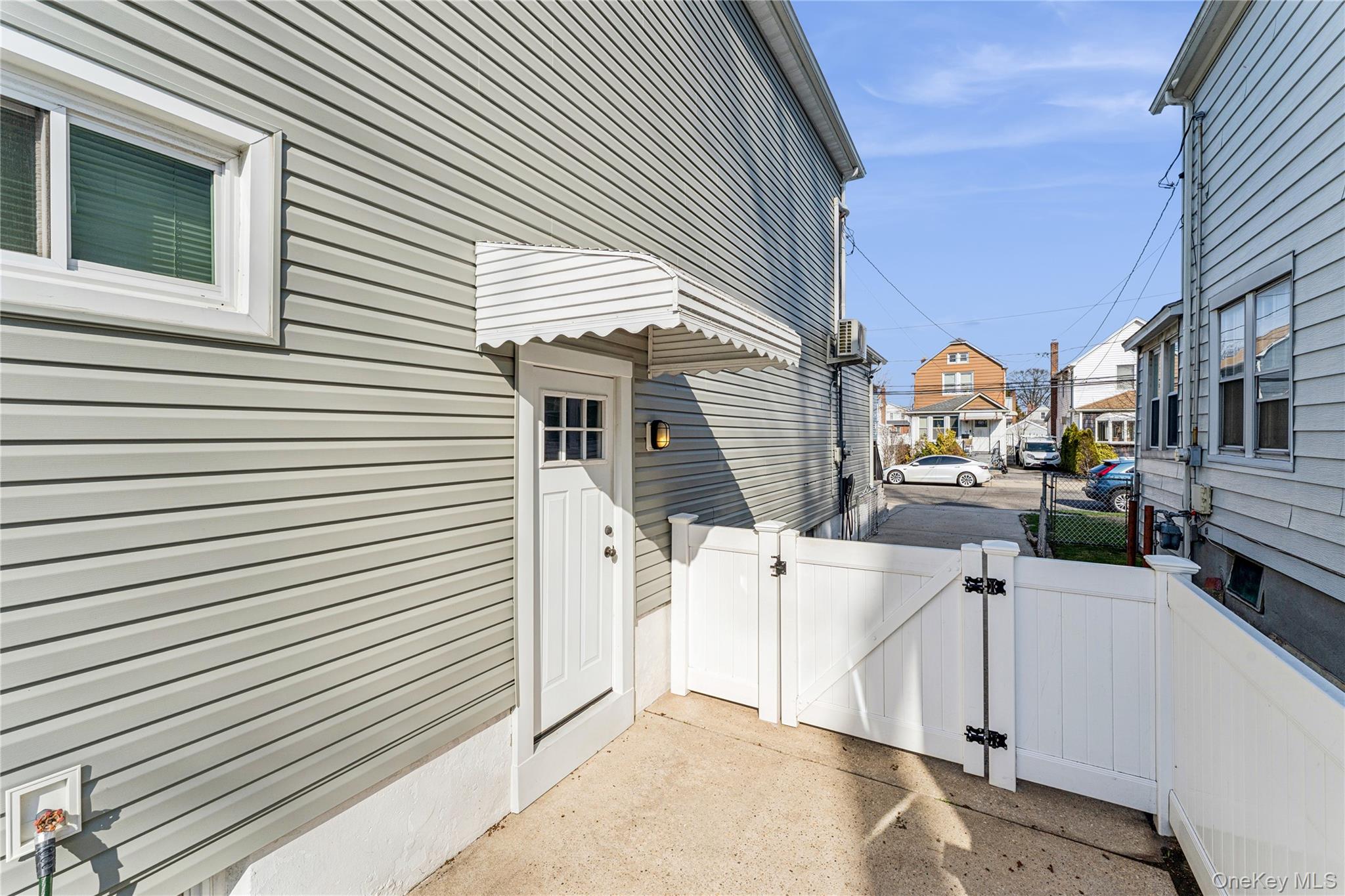 68 Putnam Avenue Valley Stream, NY 11580 - Photo 20 of 23 a view of a back yard of the house