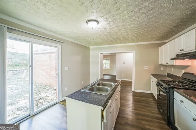 $314,900 | 3260 Russell Street, Hapeville, GA 30354