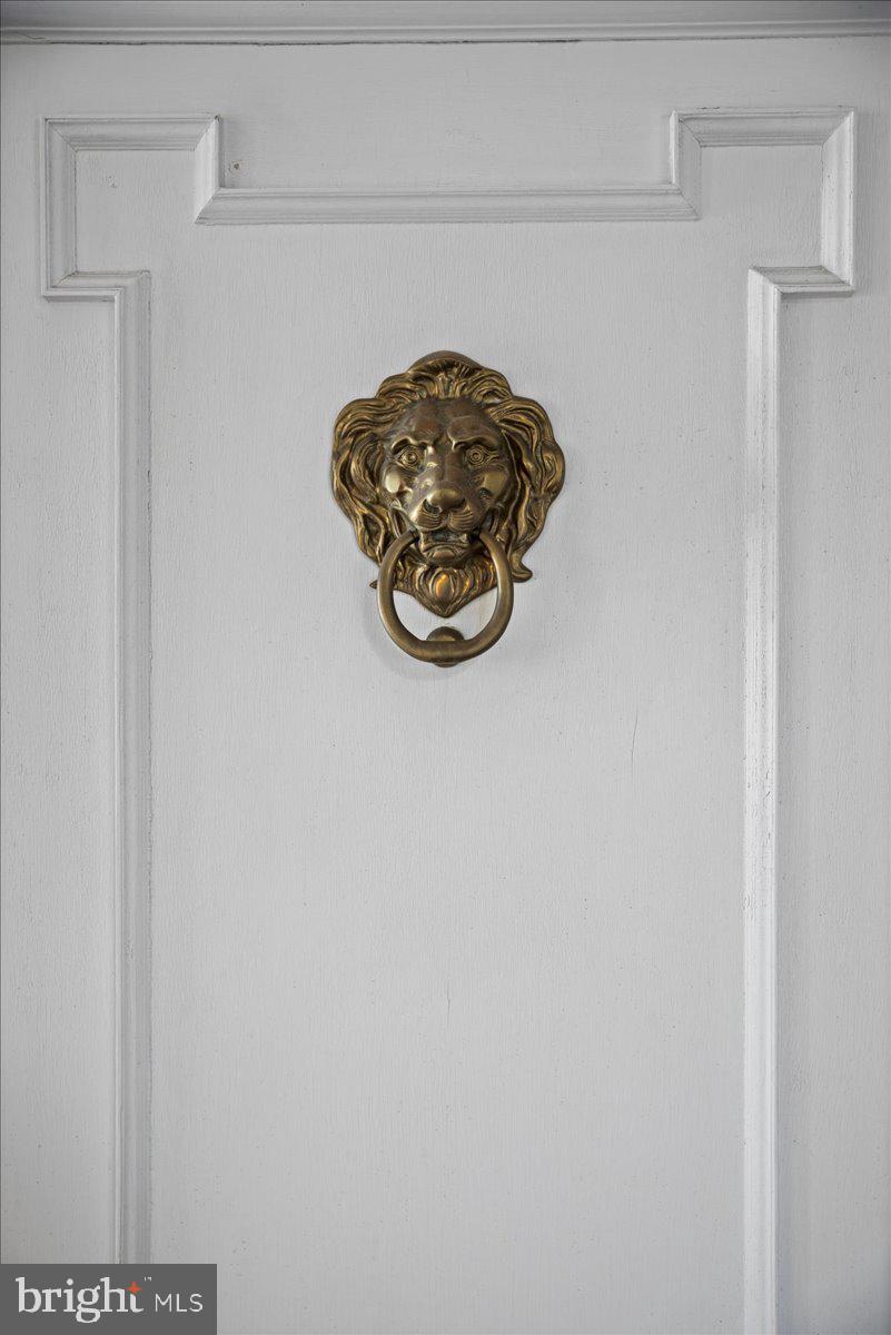 2185 South Easton Road Doylestown, PA 18901 - Photo 14 of 62 a view of cabinet