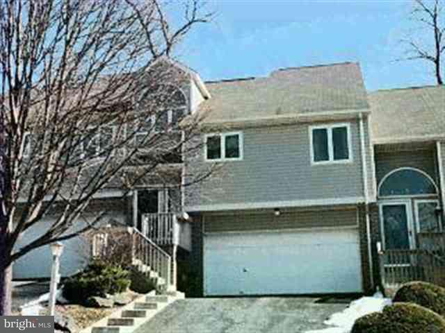 330 Greenleaf Road York, PA 17406 - Photo 1 of 1 Gallery Image 1