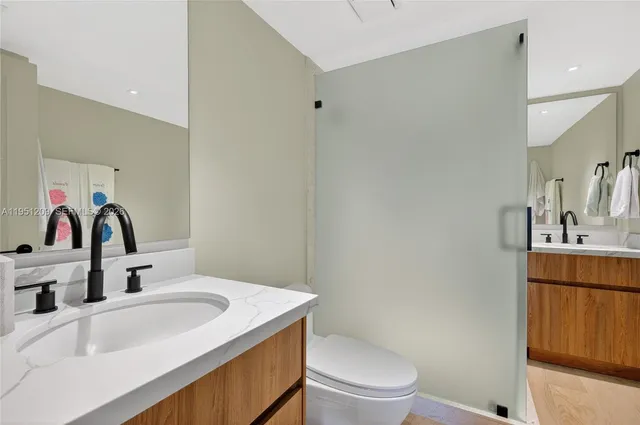 $1,995,000 | 1 Grove Isle Drive, Unit A303, Miami, FL 33133