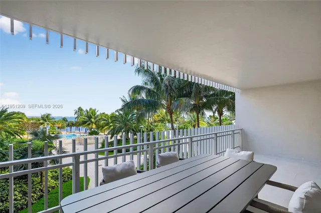 $1,995,000 | 1 Grove Isle Drive, Unit A303, Miami, FL 33133