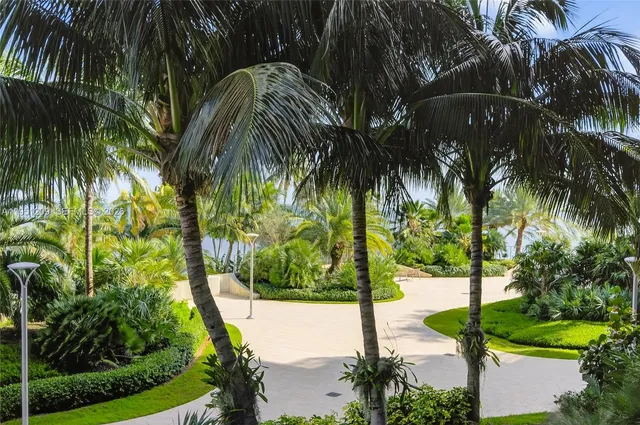 $1,995,000 | 1 Grove Isle Drive, Unit A303, Miami, FL 33133