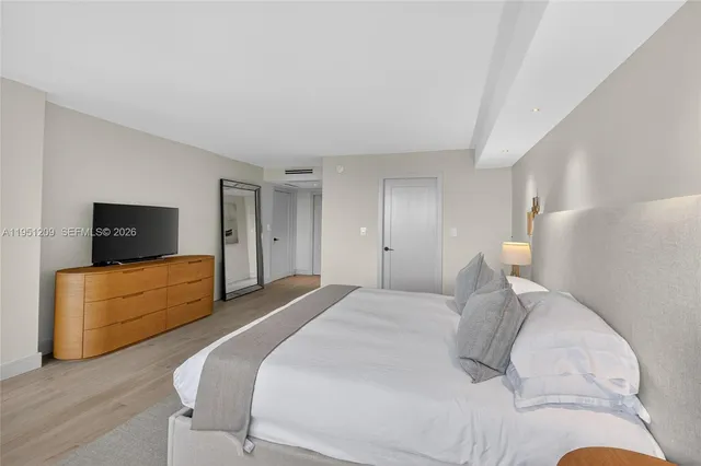 $1,995,000 | 1 Grove Isle Drive, Unit A303, Miami, FL 33133