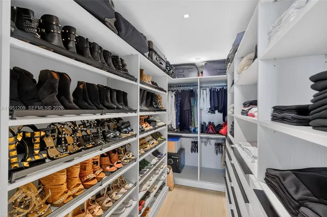 $1,995,000 | 1 Grove Isle Drive, Unit A303, Miami, FL 33133