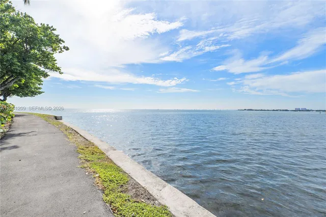 $1,995,000 | 1 Grove Isle Drive, Unit A303, Miami, FL 33133