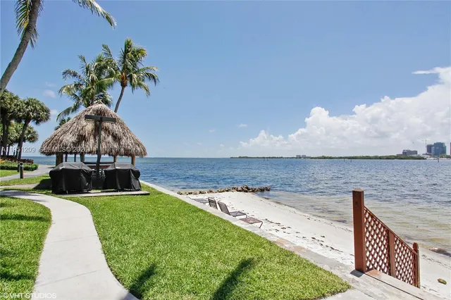 $1,995,000 | 1 Grove Isle Drive, Unit A303, Miami, FL 33133