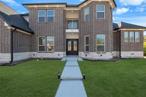 $615,000 | 702 Linkcrest Drive, Duncanville, TX 75137