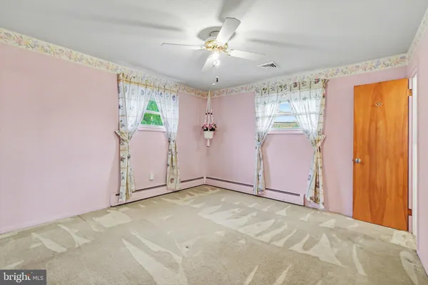 $259,000 | 1131 Apple Drive, Mechanicsburg, PA 17055