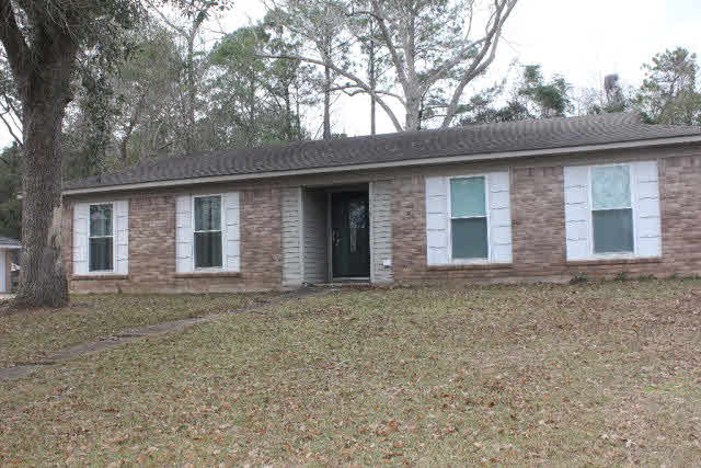 214 Denise Lane Daphne, AL 36527 - Photo 1 of 8