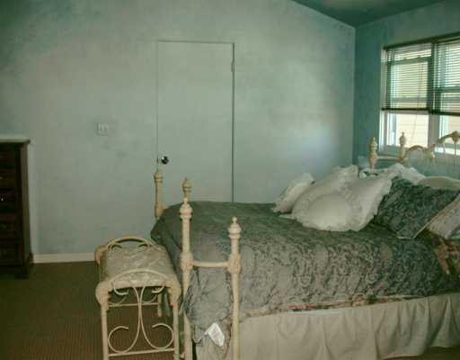 1807 Kenzie Road Pittsburgh, PA 15205 - Photo 7 of 8 Gallery Image 7