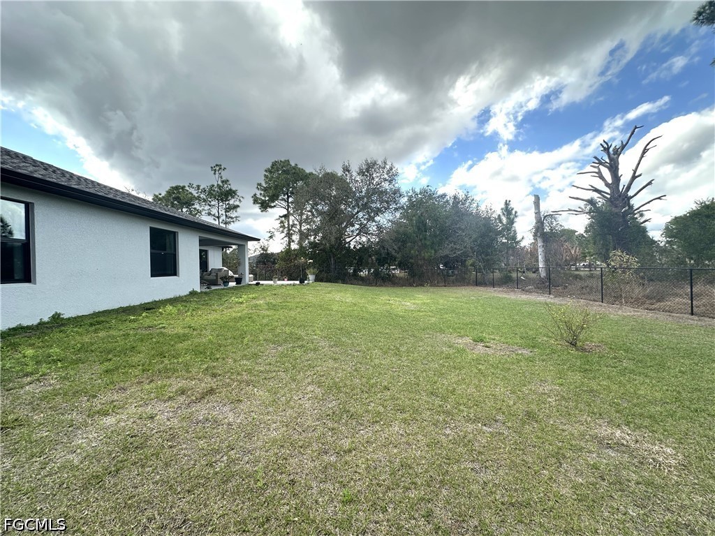 3710 38th Street Southwest Lehigh Acres, FL 33976 - Photo 33 of 36