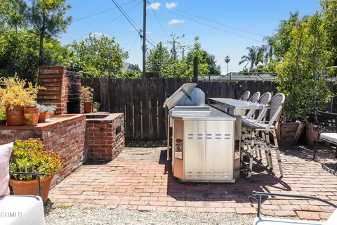 $1,299,000 | 2120-2122 Navarro Avenue, Altadena, CA 91001