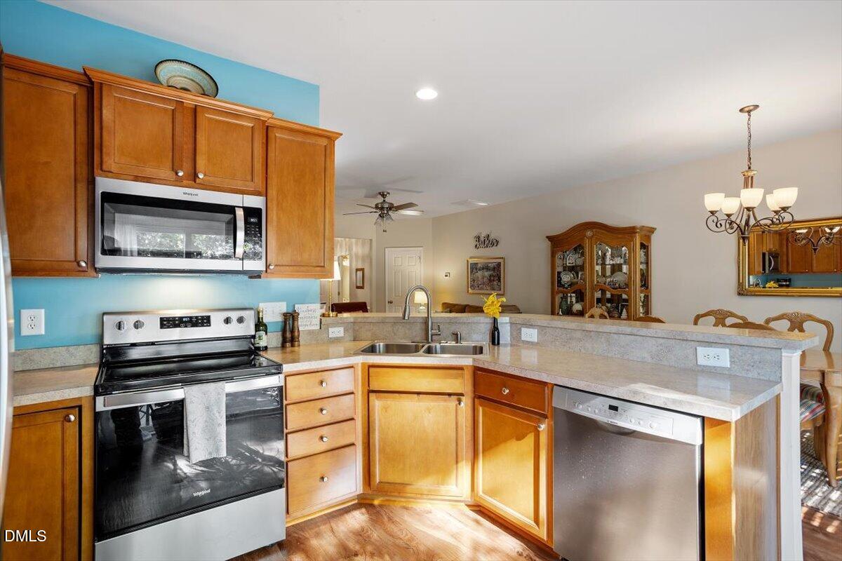 7242 Racine Way Raleigh, NC 27615 - Photo 11 of 30