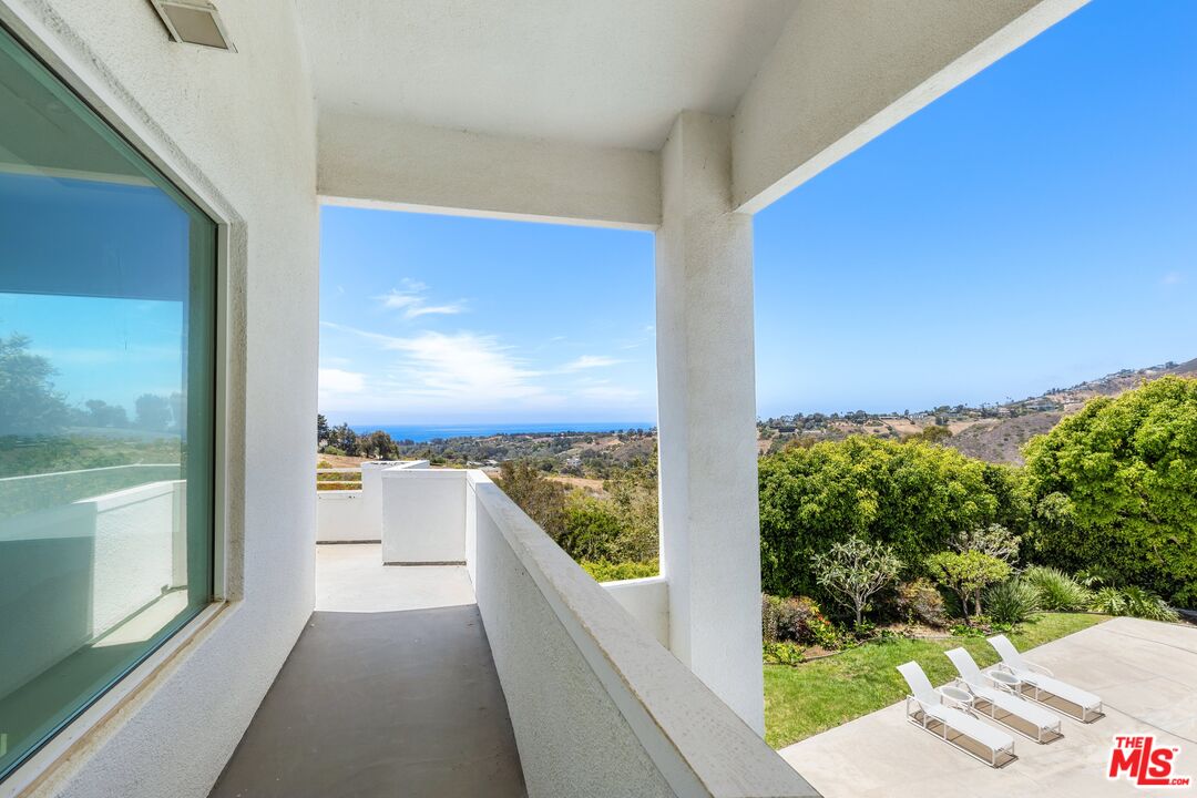 6081 Cavalleri Road Malibu, CA 90265 - Photo 39 of 52