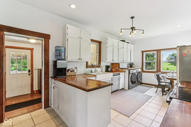 $649,900 | 26735 Six Points Road, Sheridan, IN 46069