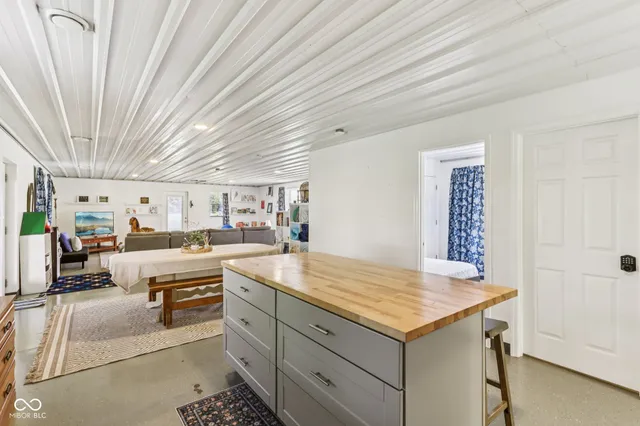 $649,900 | 26735 Six Points Road, Sheridan, IN 46069