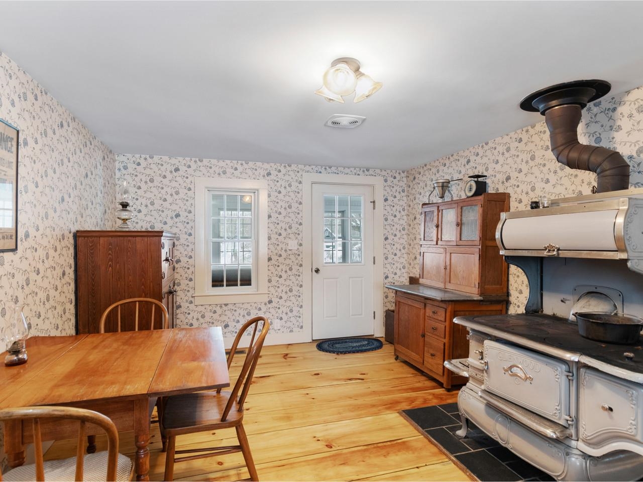 405 Brookside Road Westford, VT 05494 - Photo 12 of 43