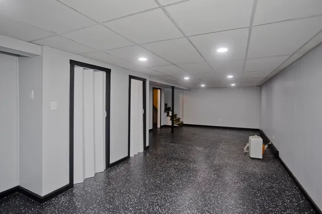 $319,900 | 211 Glenoak Drive, Springfield, MA 01129