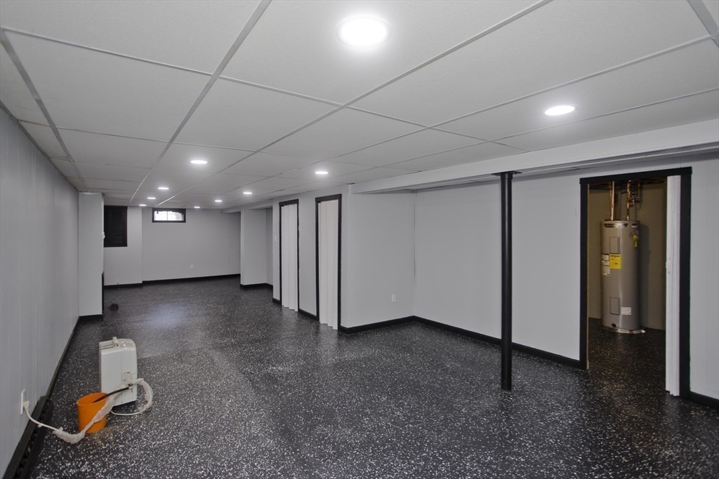 211 Glenoak Drive Springfield, MA 01129 - Photo 27 of 27