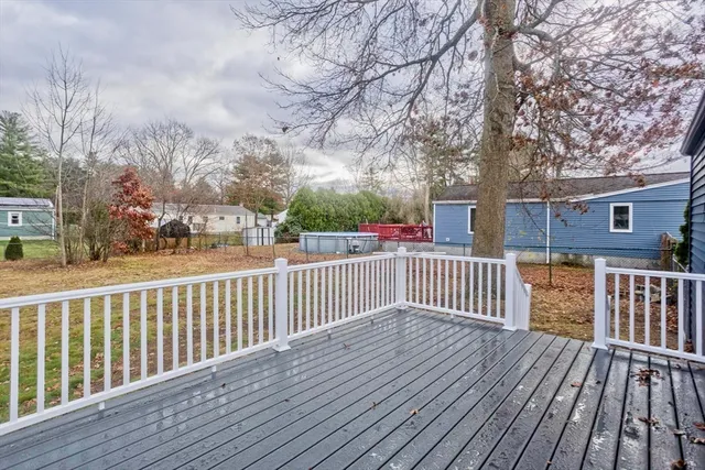 $319,900 | 211 Glenoak Drive, Springfield, MA 01129