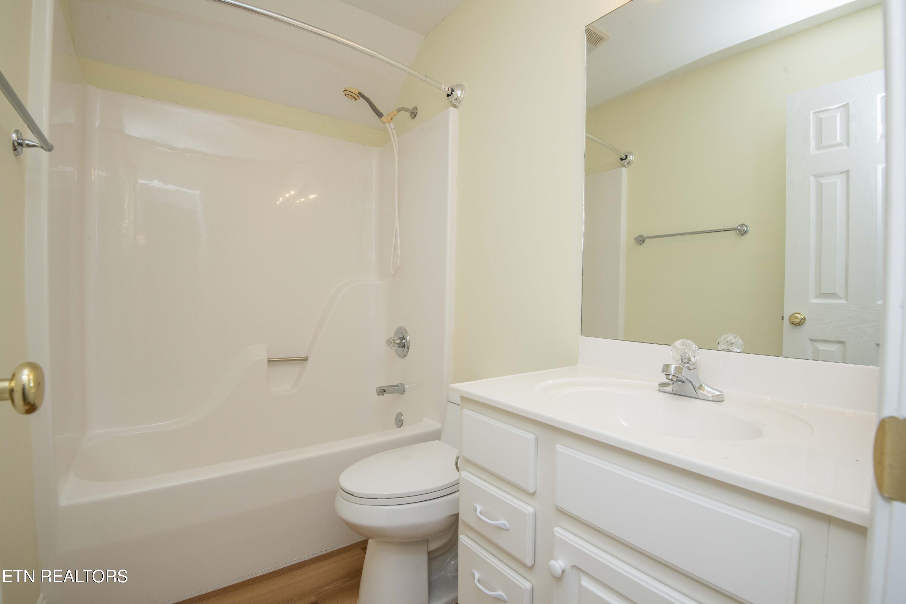 552 Windham Hill Road Knoxville, TN 37934 - Photo 58 of 60 fourth bath_1