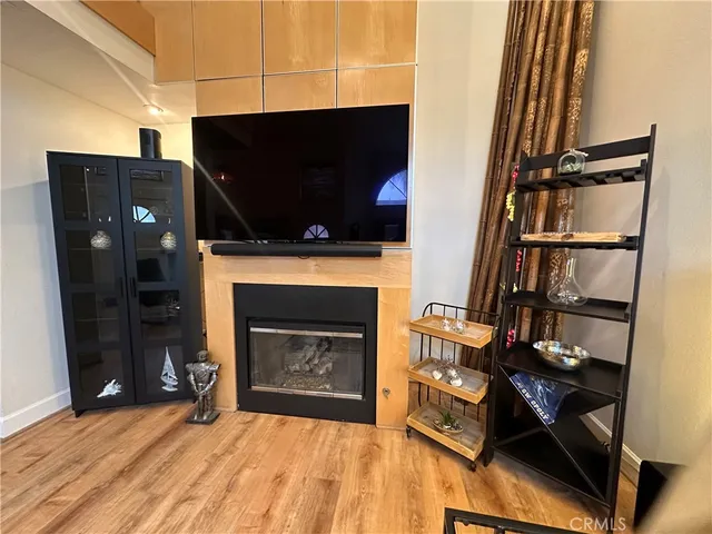 $4,650 | 2217 Vanderbilt Lane, Unit 8, Redondo Beach, CA 90278