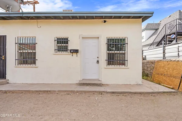 $800 | 511 East Nevada Avenue, Unit E, El Paso, TX 79902