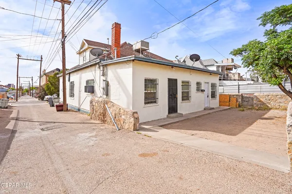 $800 | 511 East Nevada Avenue, Unit E, El Paso, TX 79902