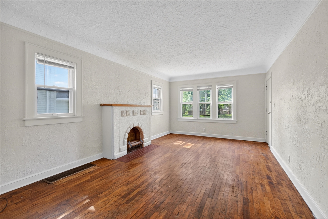 242 West High Street Jackson, MI 49203 - Photo 14 of 41