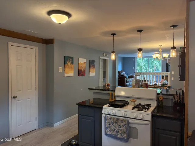 $150,000 | 62 3rd Avenue, Gloversville, NY 12078