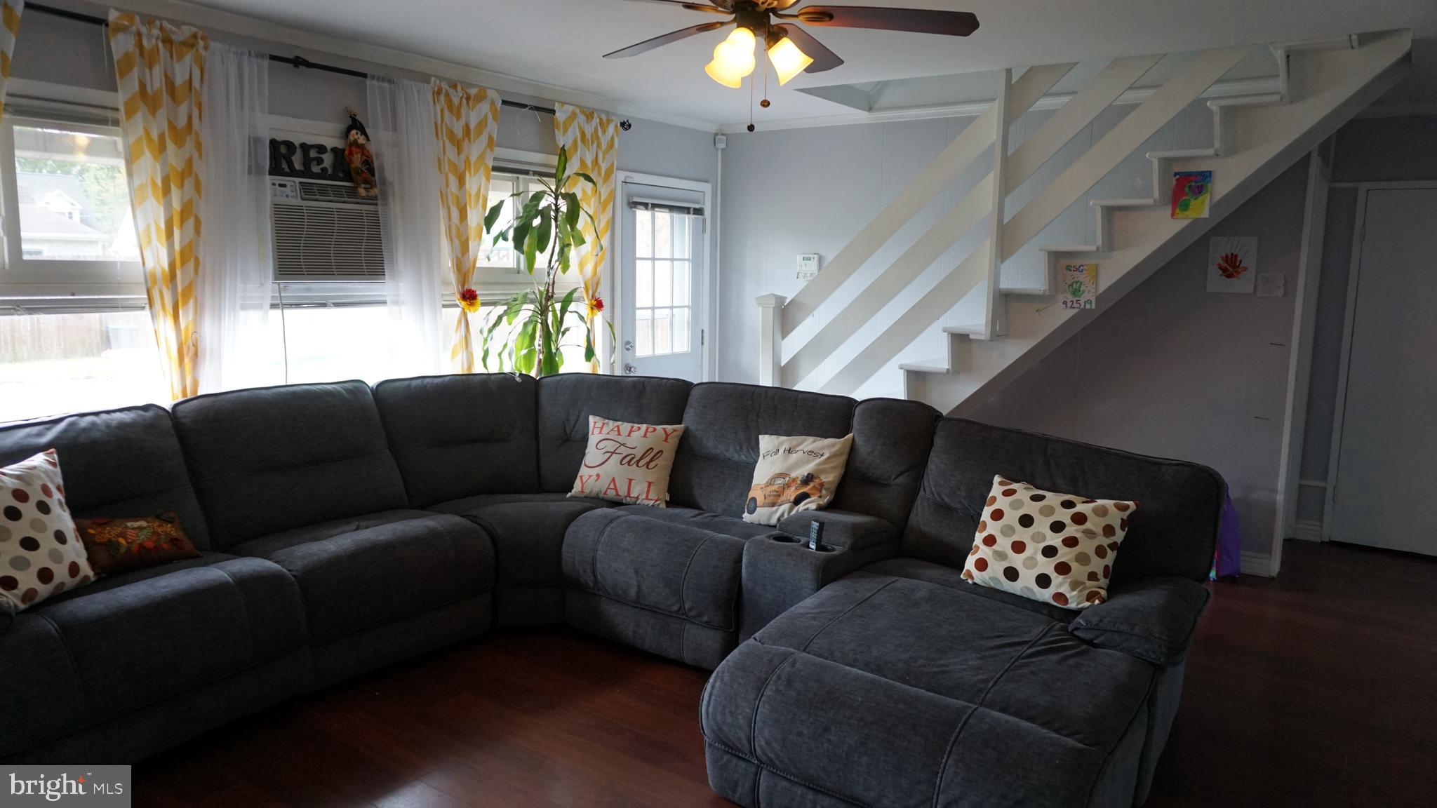 19 Geranium Road Levittown, PA 19057 - Photo 3 of 14 Gallery Image 3