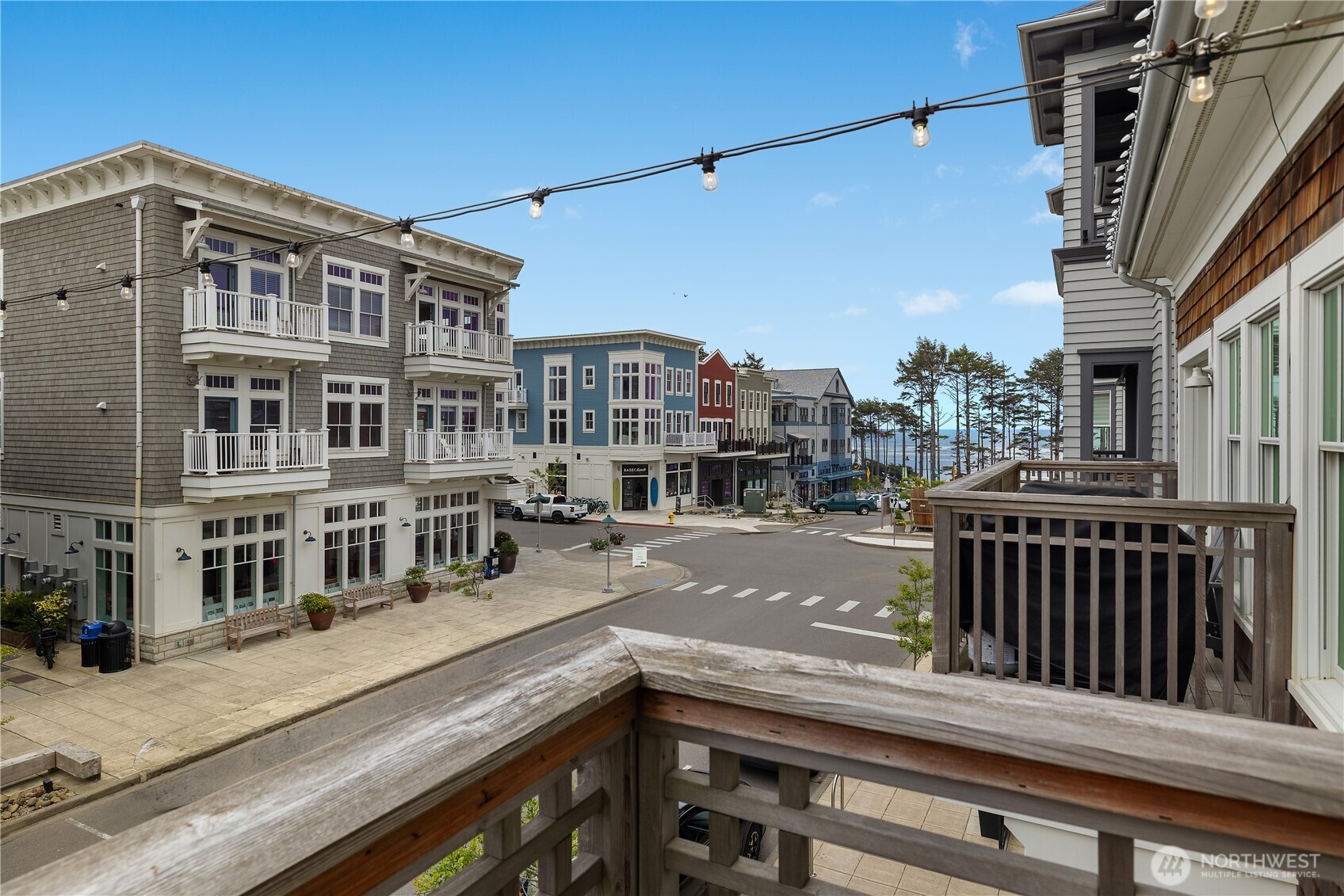 211 Market Street Pacific Beach, WA 98571 - Photo 7 of 28