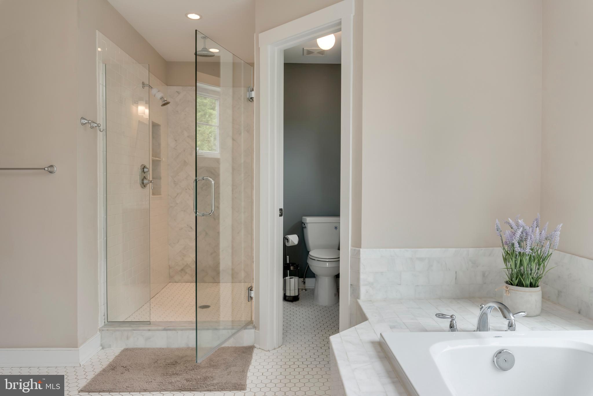 616 Edwards Road Annapolis, MD 21409 - Photo 21 of 51 well appointed master bath