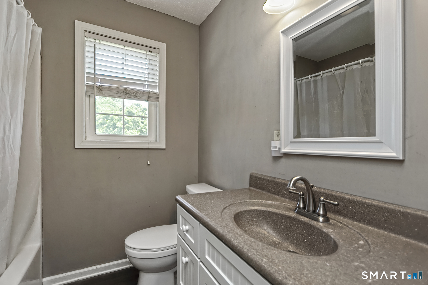 6 Francis Street Waterbury, CT 06708 - Photo 19 of 26