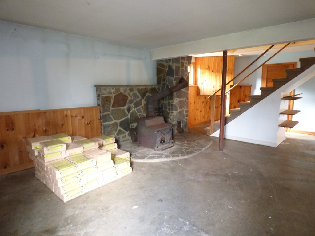 705 Little Mohawk Road Shelburne, MA 01370 - Photo 17 of 29