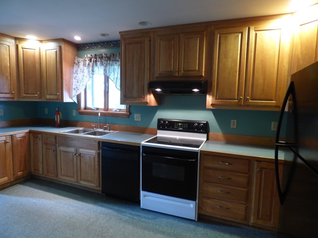 705 Little Mohawk Road Shelburne, MA 01370 - Photo 6 of 29
