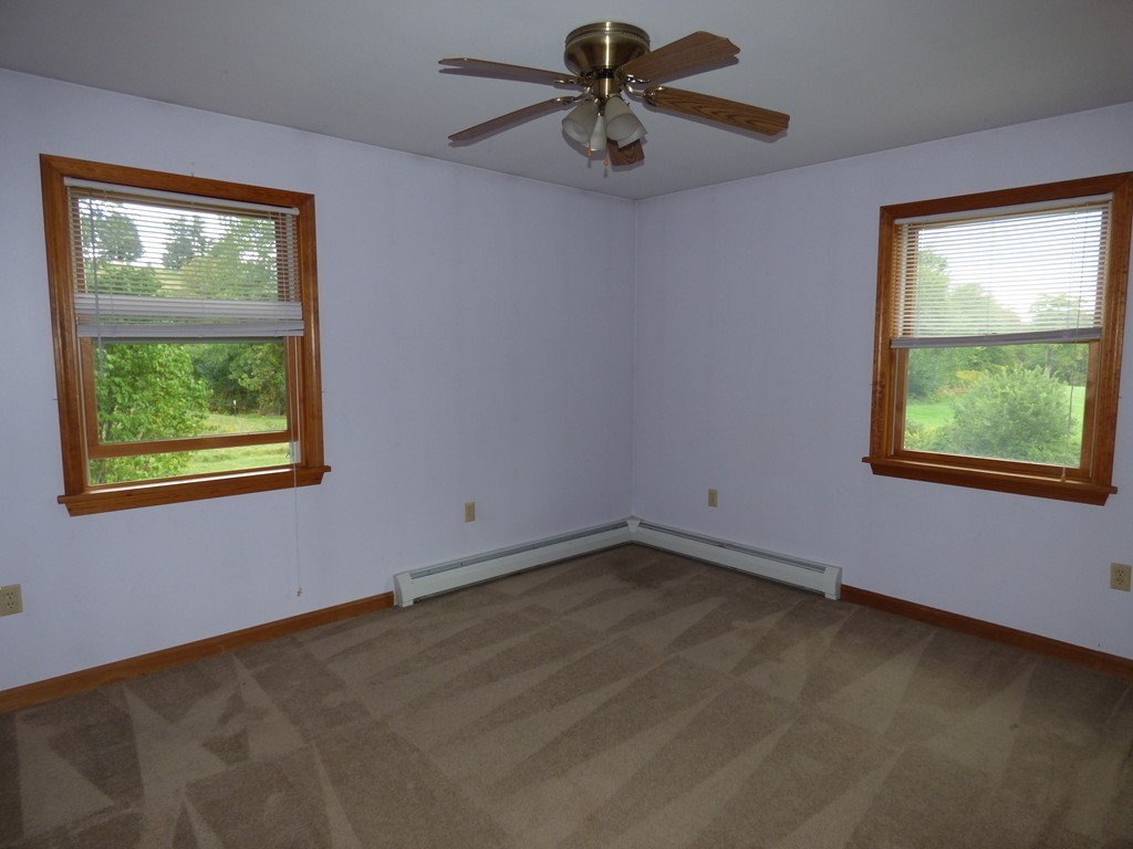 705 Little Mohawk Road Shelburne, MA 01370 - Photo 10 of 29