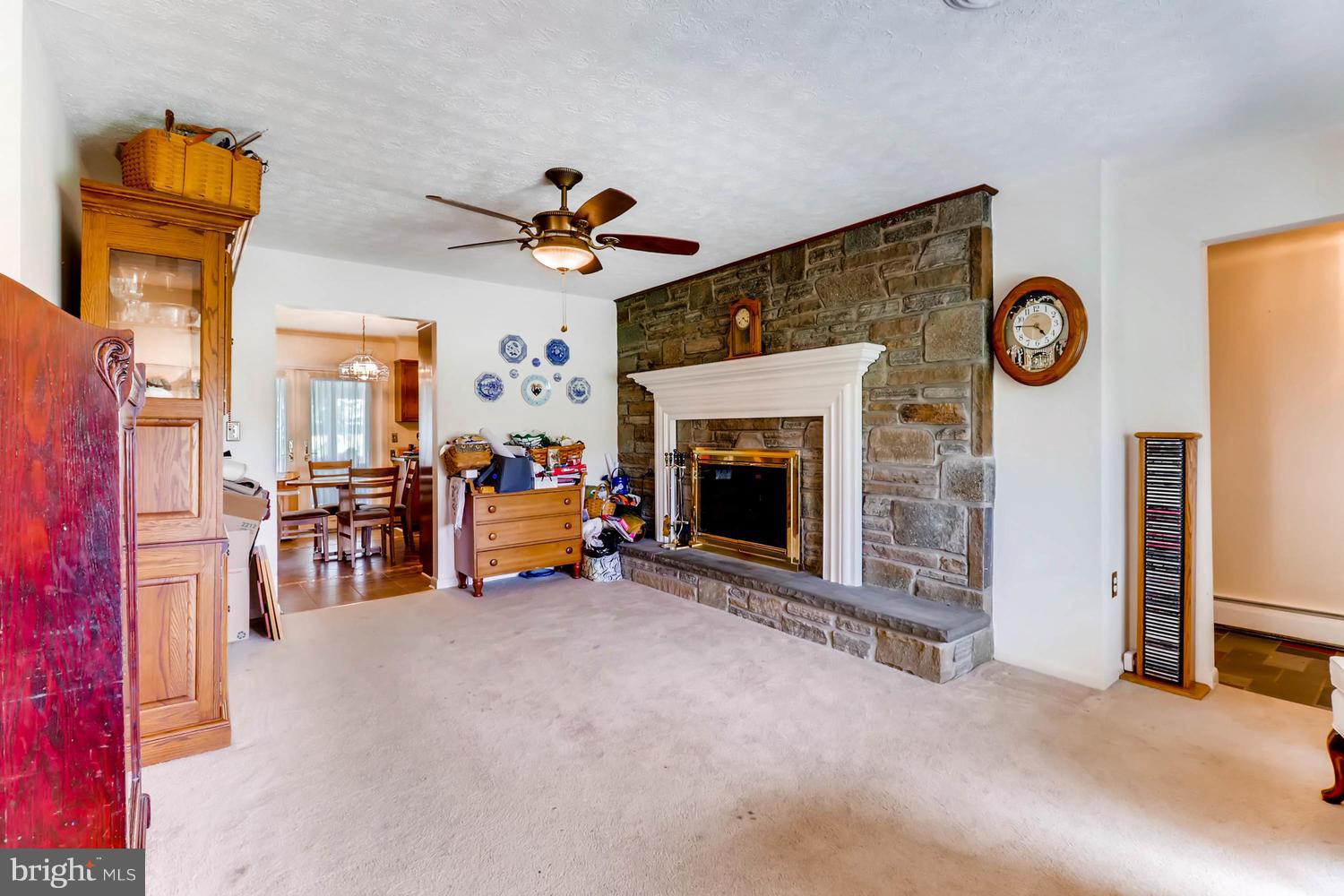 4307 Conowingo Road Darlington, MD 21034 - Photo 14 of 30 Living Room