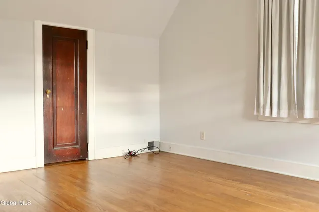 $2,800 | 647 New Scotland Avenue, Albany, NY 12208