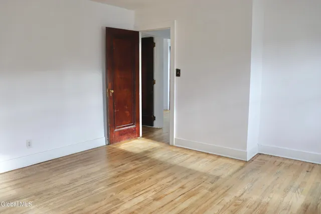 $2,800 | 647 New Scotland Avenue, Albany, NY 12208