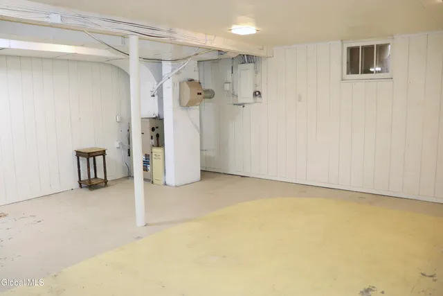 $2,800 | 647 New Scotland Avenue, Albany, NY 12208