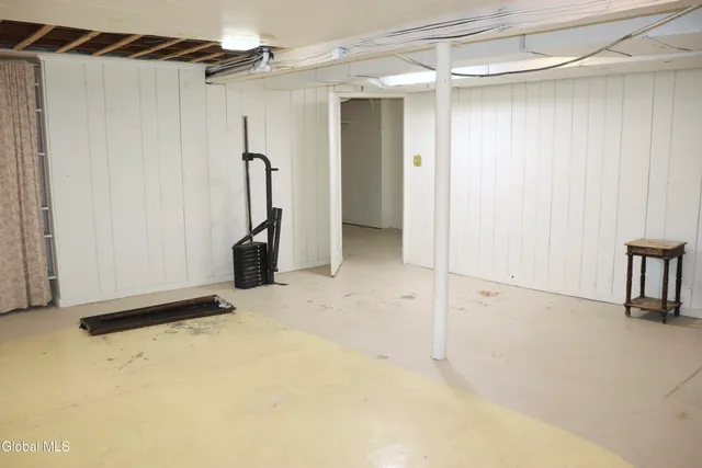 $2,800 | 647 New Scotland Avenue, Albany, NY 12208